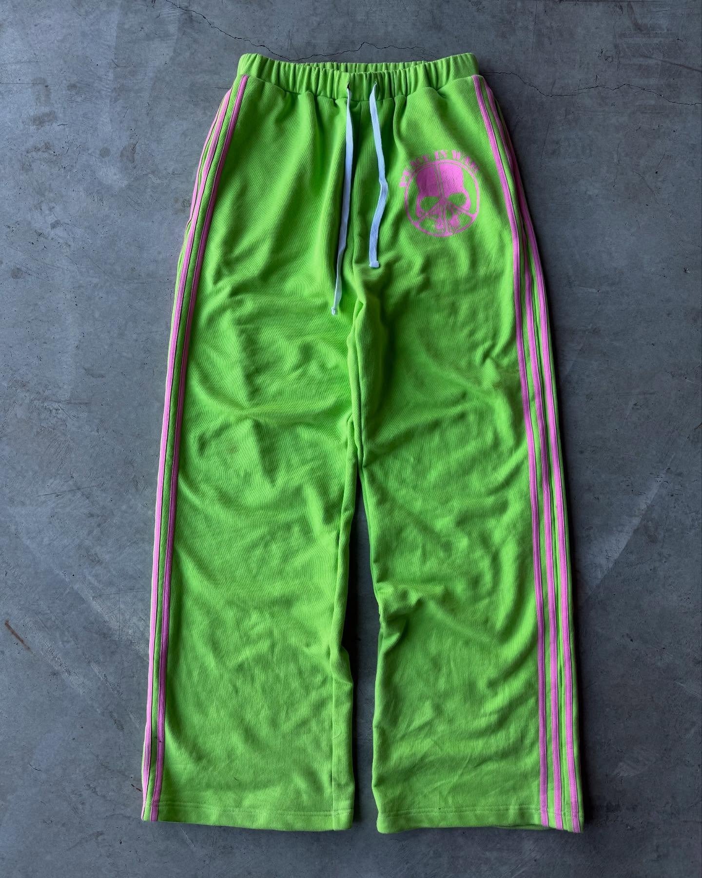 imgi_28_472477023_1145788073724820_266550432617785317_n.jpg peaceinwar “neon” skull sweats